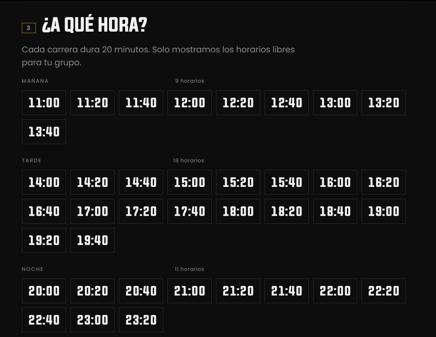 Paso de elección de horario en la reserva de Pro Racing Park, con los turnos disponibles agrupados en mañana, tarde y noche.
